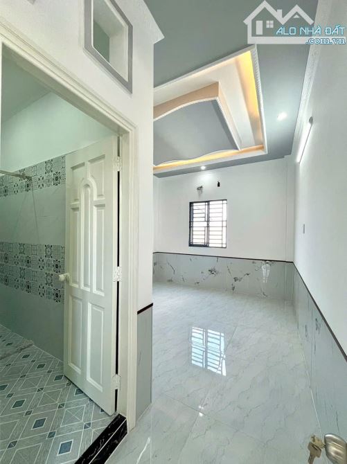 Cho Thuê Nhà Trệt Lửng 2 Lầu Góc 2 Mặt tiền Trục chính hẻm 112 Hoàng Quốc Việt - 9