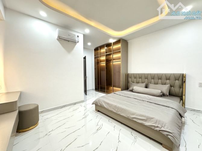 Ngô Đức Kế – Nhà mới 100% – HXH đỗ cửa – 60m² – 3 tầng – 8.3 tỷ - 9