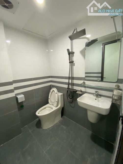 BÁN NHÀ Ỷ LA, DƯƠNG NỘI 37M2, VỊ TRÍ ĐẸP, NỞ HẬU, GIÁ NHỈNH 5TY - 9