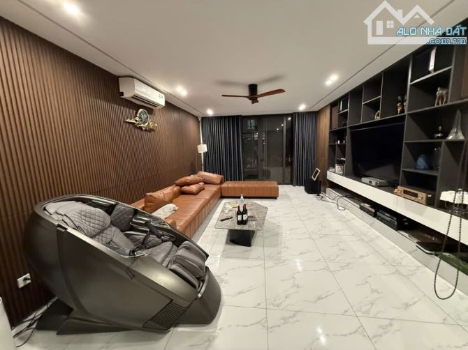 Bán biệt thự mini Cổ Linh 115 mét 6 tầng gara ô tô đường phân lô ô tô cháy phun nội thất n - 9