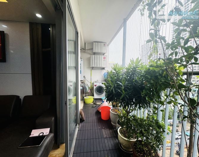 Biệt thự trên cao, căn góc 122m2 , 3PN 2VS, giá chỉ 12.4 tỷ. Tòa Thống Nhất Complex TX. - 9