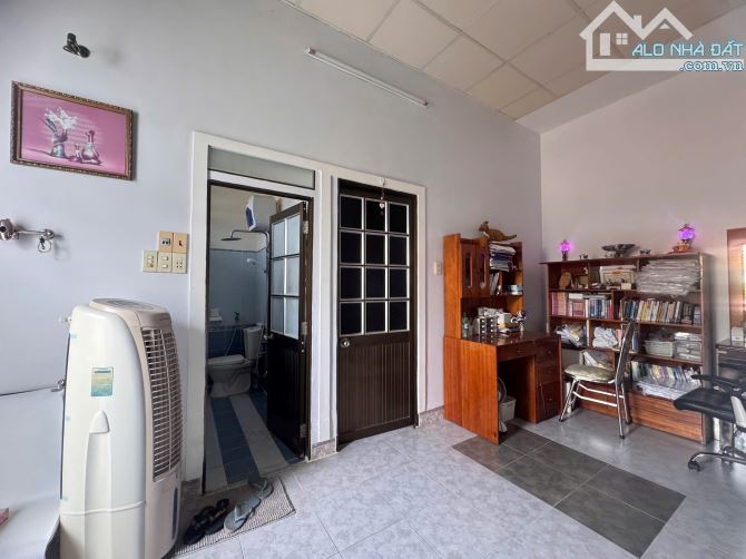 🏘️Căn nhà đẹp hẻm Thông Dã Tượng và Hoàng Diệu, cách Biển chỉ 300m.  - Dt gần 70m2, - 9