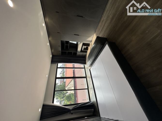 BÁN NHÀ 5 TẦNG_NGUYỄN VĂN LINH, SÀI ĐỒNG– FULL NỘI THẤT VIP – OTO VÀO NHÀ -38m, 7,6 TỶ - 9