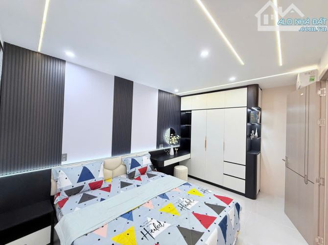 📌📌📌LÀM VIỆC TRỰC TIẾP GIÁ TỐT !!! Nhà đẹp 2 mặt tiền kiệt K137/ Nguyễn Phước Nguyên - 9