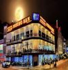 Cho thuê nhà MP Trần Thái Tông 100m2x3T, MT 12M, Thông sàn, Vị trí đẹp, KD mô hình sạch