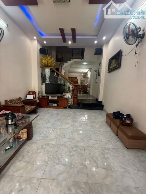 🔥BÁN NHÀ MẶT TIỀN- 3 TẦNG- TT HẢI CHÂU- GẦN NHƯ NGUYỆT- CẦU THUẬN PHƯỚC- CHỈ 6 TỶ2