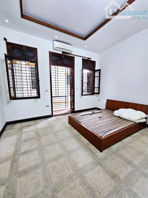 Bán nhà phố tam trinh 32m2 4 tầng còn mới mt 3.6m  - ô tô kinh doanh  -  giá 7.8 tỷ