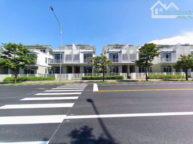🌳CHỈ CÒN DUY NHẤT 03 CĂN BIỆT THỰ SONG LẬP VIEW KHÁCH SẠN 5 SAO HUE SKY HOTEL