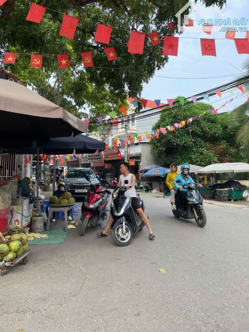 YÊN NGHĨA , CẦN BÁN NHÀ ĐỂ TRẢ NỢ, MẶT KINH DOANH, DIỆN TÍCH 42M, 4 TẦNG, GIÁ 7.3 TỶ.