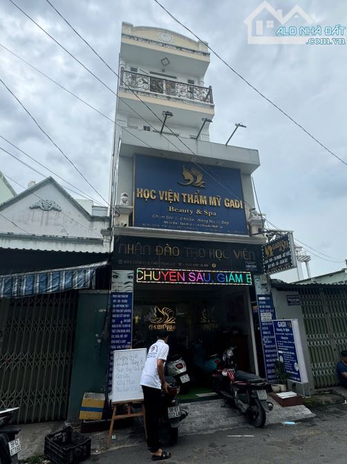 SIÊU PHẨM 4 TẦNG MẶT TIỀN KINH DOANH HIỆP THÀNH Q12 GIÁ RẺ NHƯ TRONG HẺM.