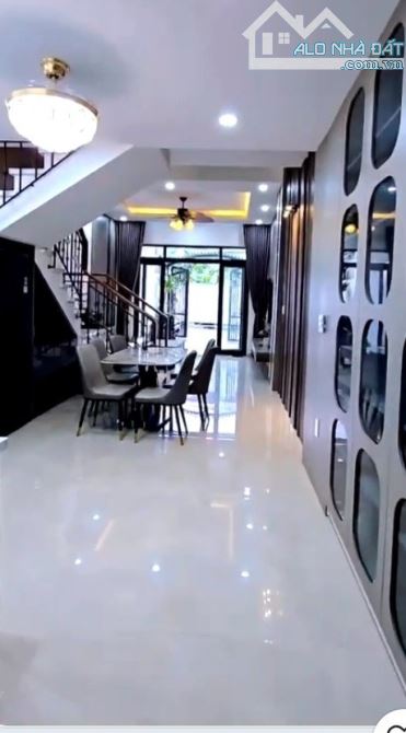 🏖 SIÊU PHẨM MẶT PHỐ PHÚ XUÂN – 3 TẦNG ĐẲNG CẤP – SÁT BIỂN NGUYỄN TẤT THÀNH 🏖  💰