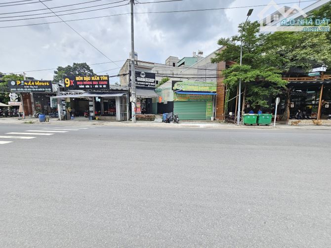 Nhà 274m ngang 12m mặt tiền Lương Định Của đối diện ký túc xa khu B đại học quốc gia Tphcm