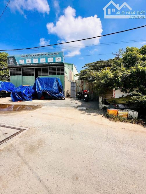 Đất THỔ CƯ Mặt Tiền đường THẠNH LỘC 39 phường TL Q12 DT 233,8m2 (4,37x26) đường thông 10m