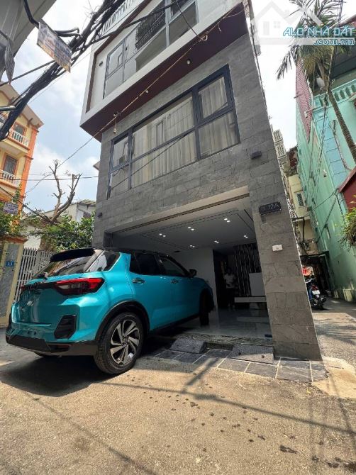 BÁN NHÀ MỚI 206 CỔ LINH - ĐỐI DIỆN TTTM AEON LONG BIÊN 7 TẦNG X 40m2 THANG MÁY GARA Ô TÔ