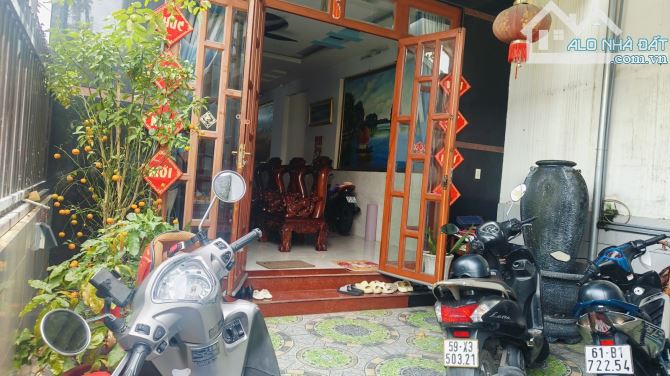 LINH XUÂN | GẤP BÁN NHÀ MẶT TIỀN ĐƯỚNG SỐ 11 187M² (5*37) 3 TẦNG. CHỈ 20T.