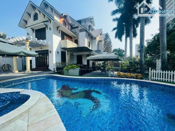 Bán biệt thự view sông góc 2 MT Nguyễn Văn Hưởng-Thảo Điền (20x22m) hầm 6 tầng -chỉ 125 tỷ