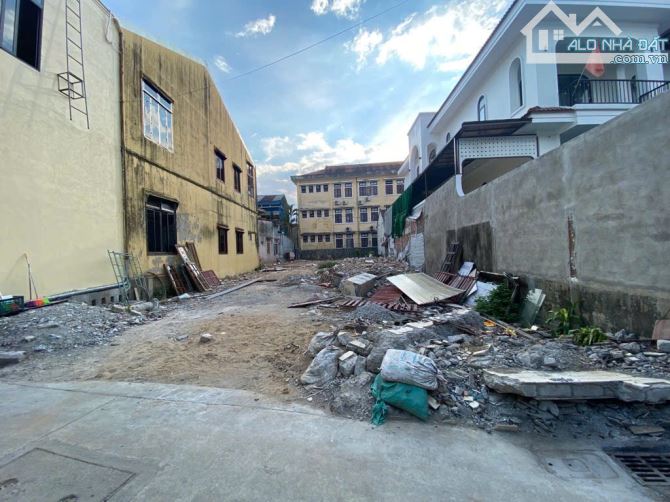 ✅ 𝐁Á𝐍 ĐẤ𝐓 HÙNG VƯƠNG – TP HUẾ- VỊ TRÍ ĐẮC ĐỊA ✅  📐 Diện tích: ~100 m² 🚗 Kiệt rộng: 5