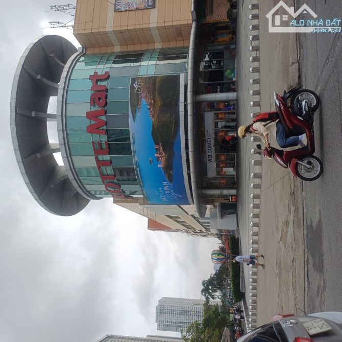 🏠 KẾ LOTTE NGUYỄN THỊ THẬP, P. TÂN HƯNG, HXH ĐỖ, 552 SD, 5.X TỶ - NHÀ MỚI FULL NỘI THẤT