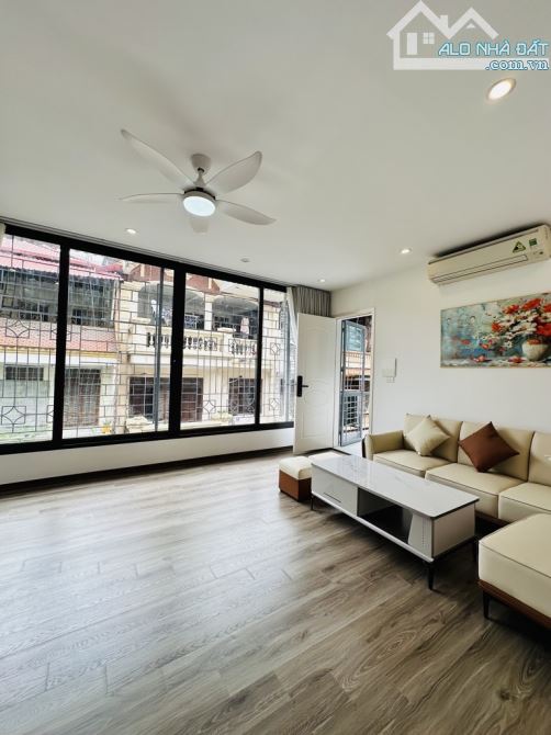 CĂN HỘ TẬP THỂ 120m2 SIÊU ĐẸP-VIEW ĂN TIỀN CỰC THOÁNG SÁNG-PHỐ TAM TRINH CHỈ HƠN 4tỷ