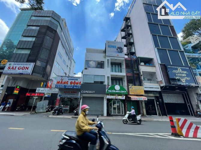 Siêu vị trí  - MT 95 Bùi Thị Xuân, P. Phạm Ngũ Lão, Q.1, 4.2x20m, 4 lầu, giá chỉ 28,5 tỷ
