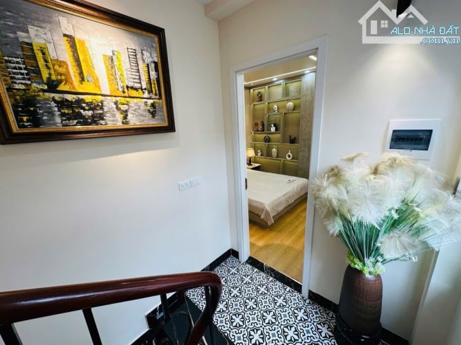 Bán nhà Khương Đình thiết kế đẳng cấp nội thất sang xịn 5 tầng mới đẹp 43m giá 8.95 tỷ ,ti