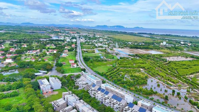Cần bán gấp lô đất  670m2 full THỔ CƯ đường oto sát bên chợ long thạnh cần giờ