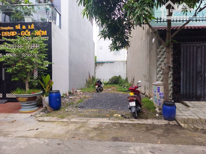 Cần bán gấp lô đất diện tích 100m2, 1.4tỷ tại Nguyễn Văn Công, Hóc Môn
