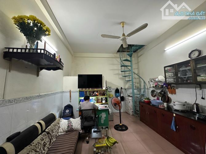 NHÀ 2 MẶT TIỀN - HẺM Ô TÔ TRÁNH – BÙI VĂN NGỮ, Q12 – 100m² (5 x 20) – 2 TẦNG – 4 PHÒNG TRỌ