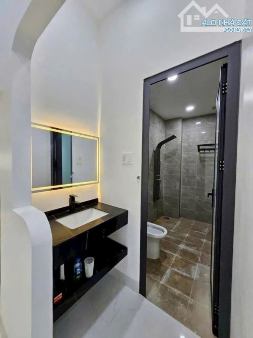NHÀ LẦU ĐẸP MỚI HOÀN THIỆN PHƯỜNG TÂN TRIỀU 700 TRIỆU NHẬN NHÀ