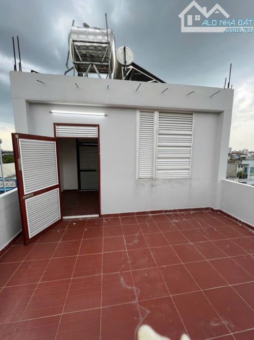 Bank định giá 7ty bán hơn 5 tỷ. 5x16 4 tầng. Khu phân lô 7m. Chợ cầu đồng