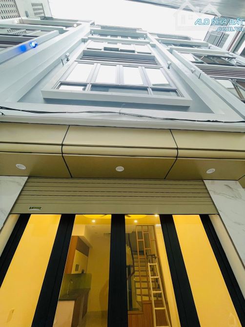 🏡 BÁN NHÀ MỚI LẠC LONG QUÂN  34M2 x 5 TẦNG  – FULL NỘI THẤT – 8.3 TỶ