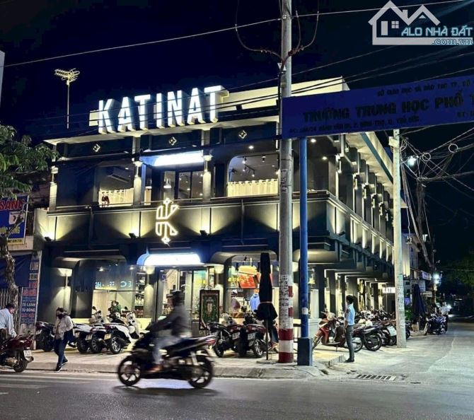 Bán nhà Góc 2MTKD Đặng Văn Bi, P. Bình Thọ, 8.5x21.5M,Giá 40 Tỷ