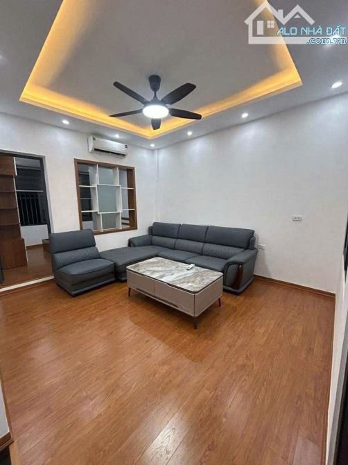 🌟TẬP THỂ TÂY SƠN_ĐỐNG ĐA_TẦNG 3_LÔ GÓC_SỔ TO_70M2 3PN 2WC CHỈ 4,33 TỶ🌟