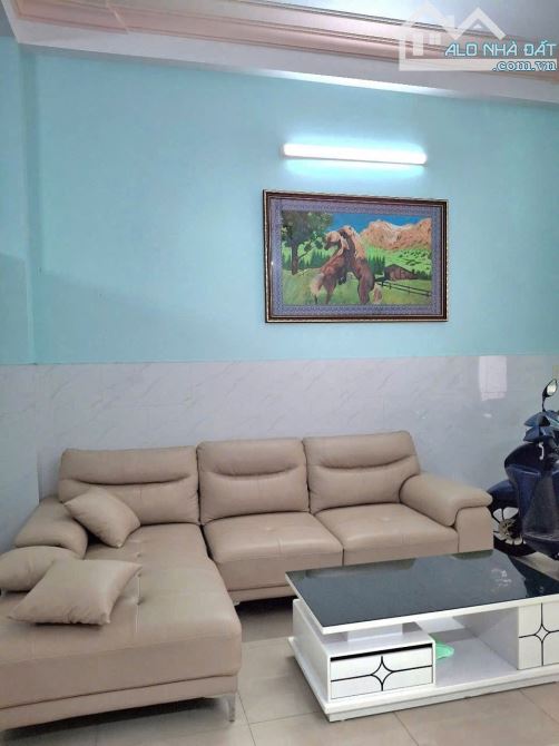 HÀNG HIẾM! Bán nhà 2.5 tầng MT Đa Mặn 5 ngay Bùi Tá Hán, Nam Việt Á - 90m2 - Giá 7 tỷ x