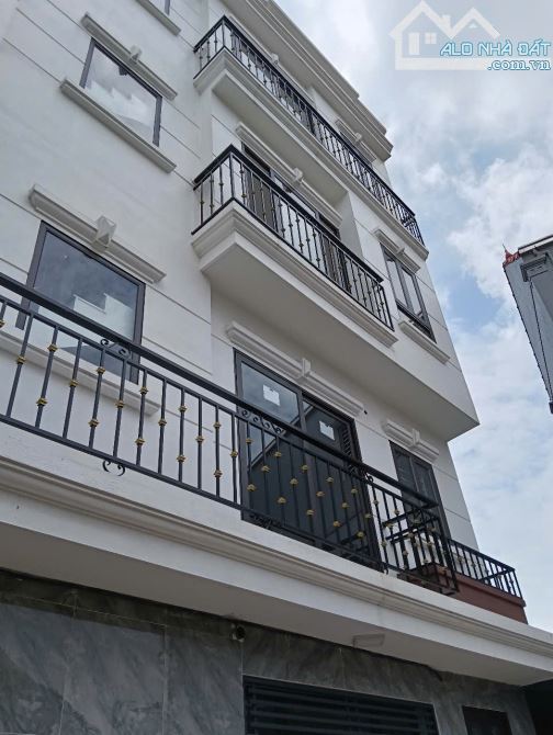 🌟 BÁN NHÀ 40m² x 4 TẦNG – NGÃ TƯ SƠN ĐỒNG GIÁ TỐT NHẤT KHU VỰC 🌟