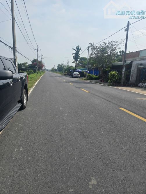 CHÍNH CHỦ CẦN BÁN lô đất mặt tiền Tỉnh lộ 8 Củ Chi.