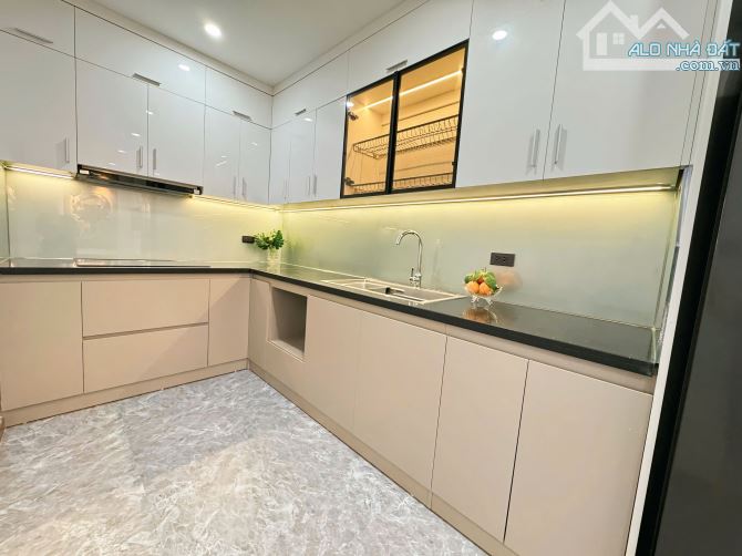 Chính chủ bán CH cc Mỹ Đình Plaza2 103m2, 3pn hướng mát sổ đỏ sẵn giá 7,5 tỷ full nt