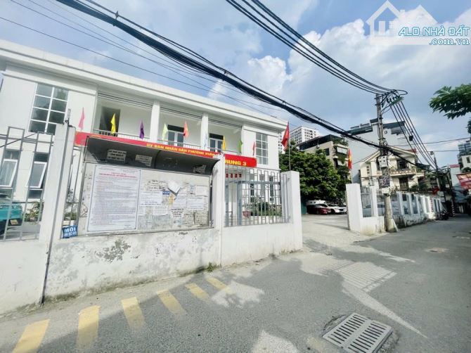 🏡 BÁN NHÀ LÔ GÓC NGOẠI GIAO ĐOÀN – XUÂN ĐỈNH – CÓ HẦM – Ô TÔ TRÁNH.DT:73 M.5 TẦNG.GIÁ