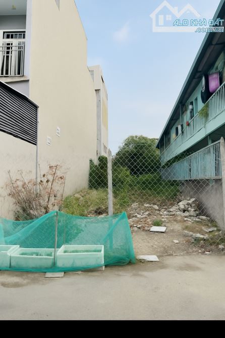 Bán Gấp Lô Đất Hẻm 6M Thông 125m2 Gần Đường Lã Xuân Oai Giá Chỉ Hơn 50 Tr/m2.