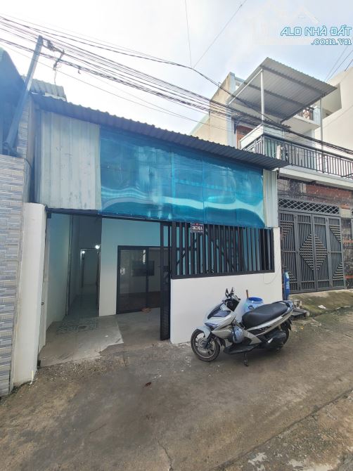 Bán nhà cấp 4 (5.3x12m), hẻm Bùi Thị Xuân p. Tân Bình gần chợ Tân Bình
