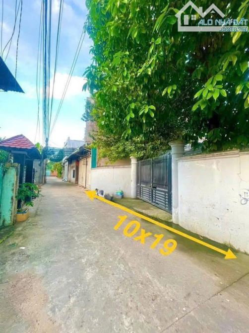 Bác Xuân Tuổi Già Bán Nhà Sổ Riêng 10x21 Về Ở Với Con Cái Giá Chuẩn 1ty150 VNĐ
