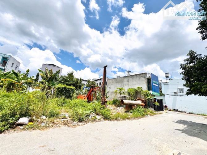 LÔ ĐẤT NGỘP, NGAY CHỢ ĐẦU MỐI, 100m2, 3,85 tỷ tại Bình Chiểu, Thủ Đức, HCM