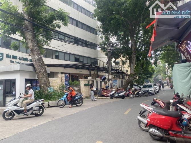 SIÊU HIẾM ! BÁN ĐẤT LÕI  MẶT PHỐ  CẢM HỘI , HBT ,106M NHỈNH 39 TỶ