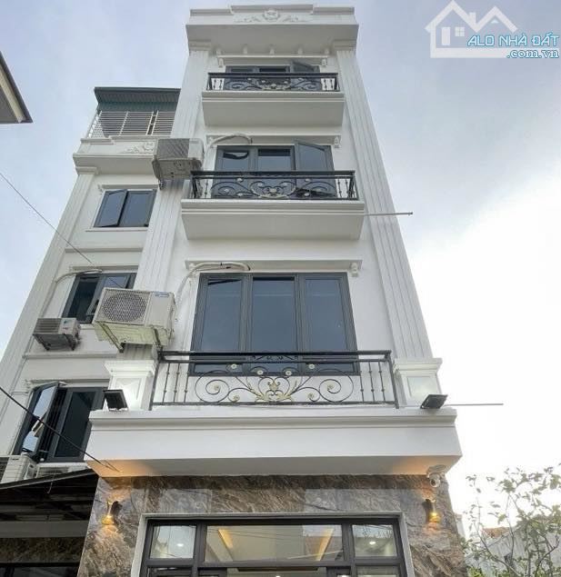 BÁN NHÀ CHỢ VÂN CANH 4.X TỶ - 4 TẦNG 3 NGỦ FULL NỘI THẤT - Ô TÔ ĐỖ GẦN - CẠNH KĐT