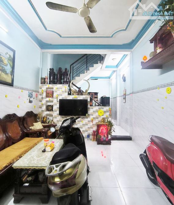 Nhà 4 tầng, HXH, Trần Văn Quang, Tân Bình, 40m2, hơn 6 tỷ TL