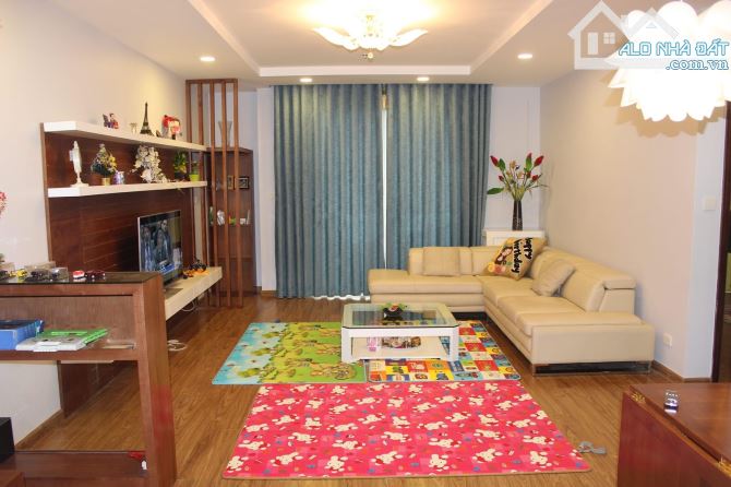 CC BÁN CĂN HỘ CHUNG CƯ LÊ TRỌNG TẤN 135m2 CĂN GÓC ĐỦ ĐỒ ĐẸP
