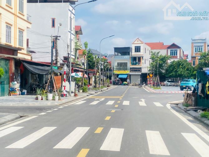 BÁN NHÀ 4 TẦNG 52M2 GẪN OTO TRÁNH – 3 BƯỚC LÊN CẦU NHẬT TÂN – GIÁ HƠN 6 TỶ