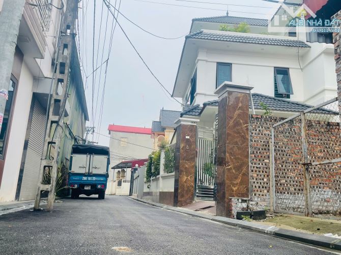Bán Lô Góc 56m2 đất Lễ Pháp – cạnh đấu giá –Chân Cầu Nhật Tân – Giá hơn 6 tỷ