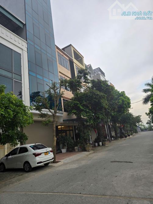 BÁN NHÀ TRUNG TÂM HÀ ĐÔNG  60m2 x 7 tầng  19.6 tỷ
