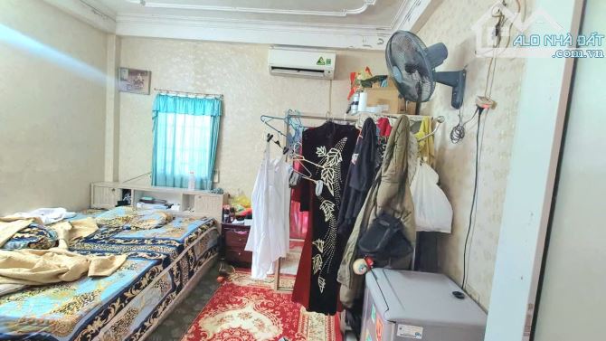 CỰC HIẾM  CĂN NHÀ 3 TẦNG CŨ –TUYẾN 2 HÙNG DUỆ VƯƠNG, THƯỢNG LÝ – HỒNG BÀNG GIÁ CHỈ  3,65